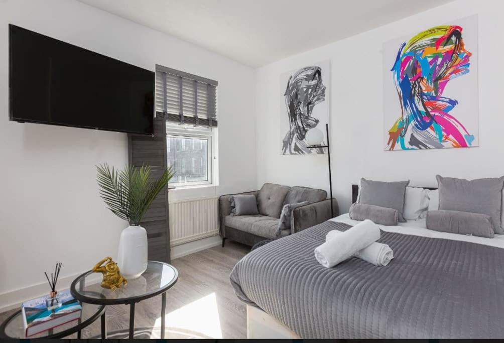 Studio Apt, 8 Min Walk From Tube 3 London Kültér fotó
